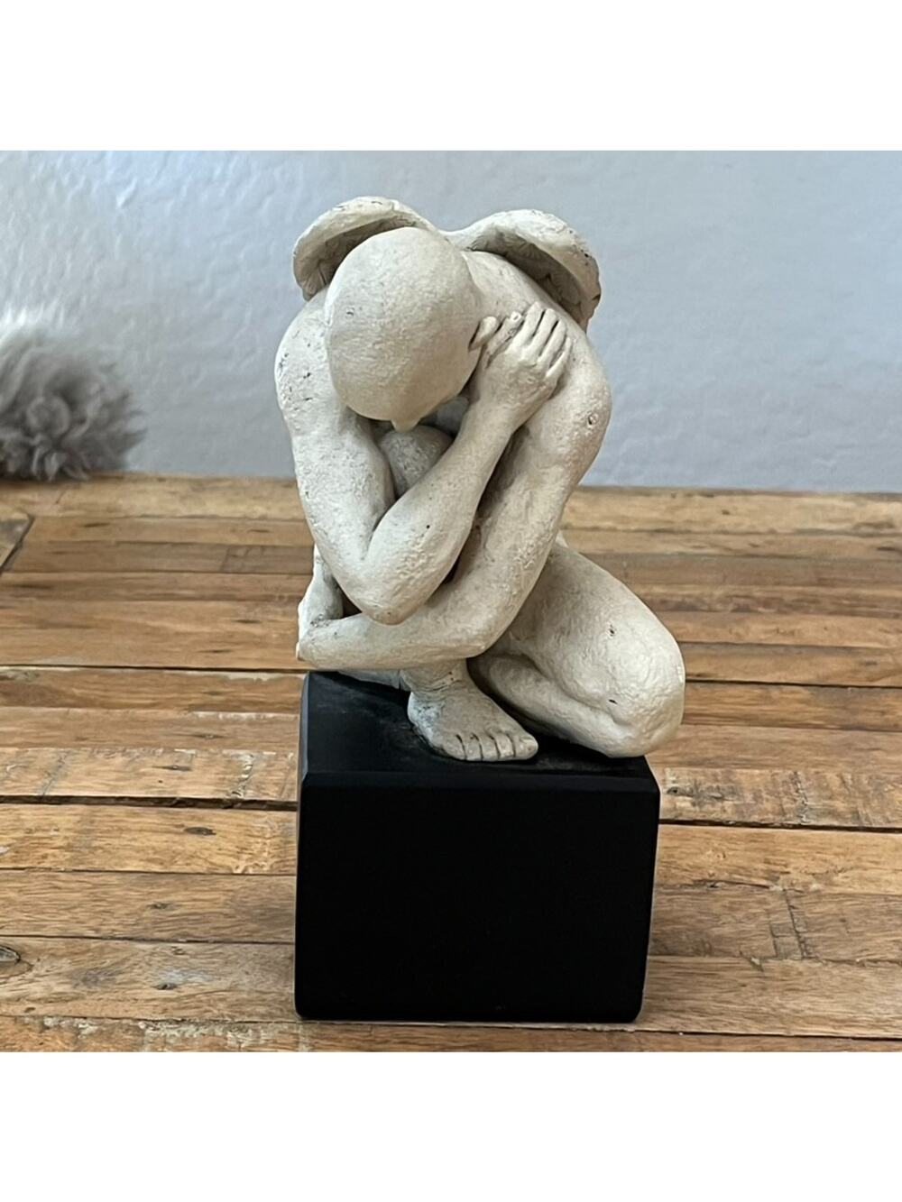 TMS 2006 Vitruvian Collection Pense Grieving Angel Statue 9" Art Sculpture